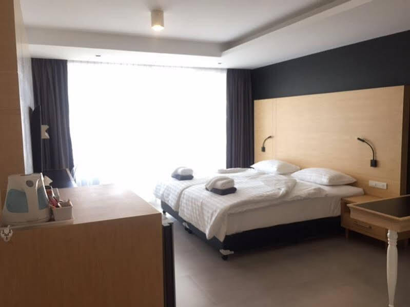 Vivace Hotel SHA Kamala Beach Esterno foto